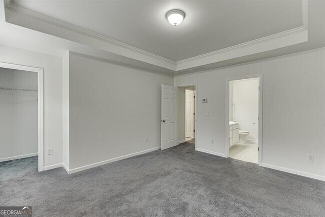 Building Photo - 805 Tulip Poplar Way