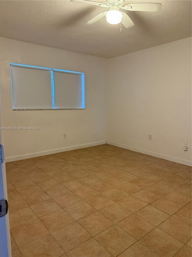 Building Photo - 2820 NE 201st Terrace