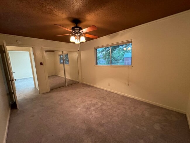 Building Photo - 4-Bedroom House for Rent in Killeen