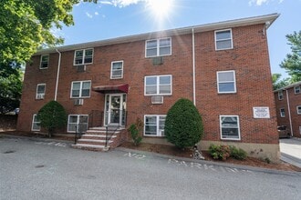 Building Photo - 39 Montvale Ave