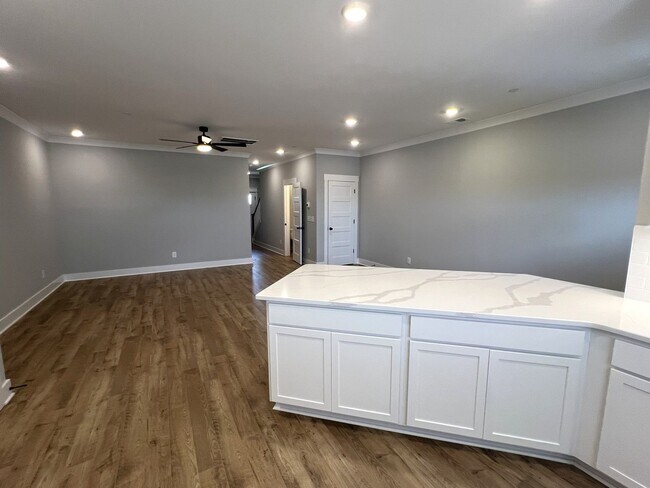 Building Photo - 1115 Orcadian Dr