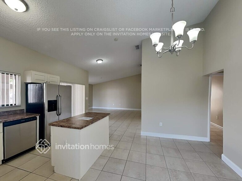 Building Photo - 21684 SW 98th Pl
