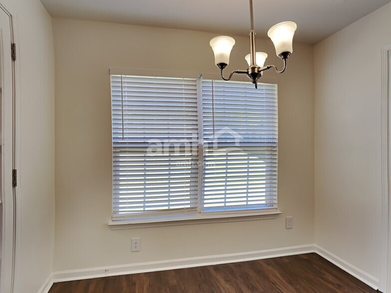 Building Photo - 2034 Fiona Way