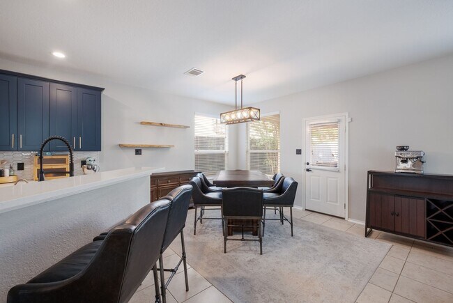 Building Photo - Gated Community Home with Hot Tub