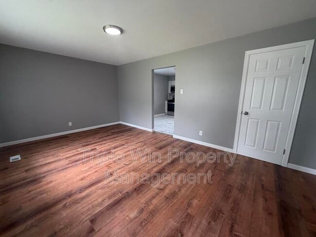 Building Photo - 3349 Marmary Ln