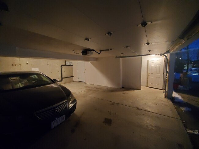 Massive 2 Car Garage - 1 Rosamond St