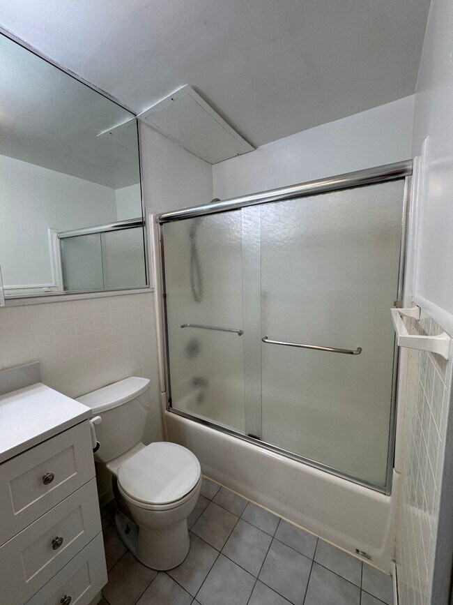 Building Photo - 1111 Rt 41