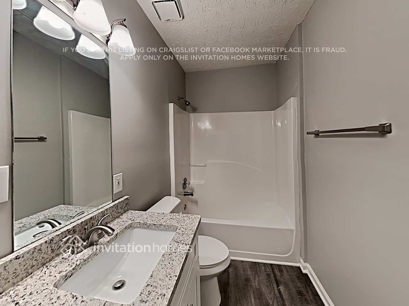 Building Photo - 844 Whitehaven Ln