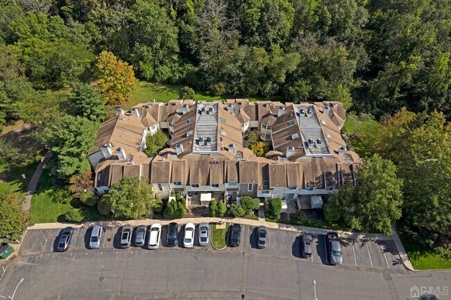 Building Photo - 1090 Schmidt Ln