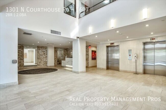 Building Photo - 1301 N Courthouse Rd