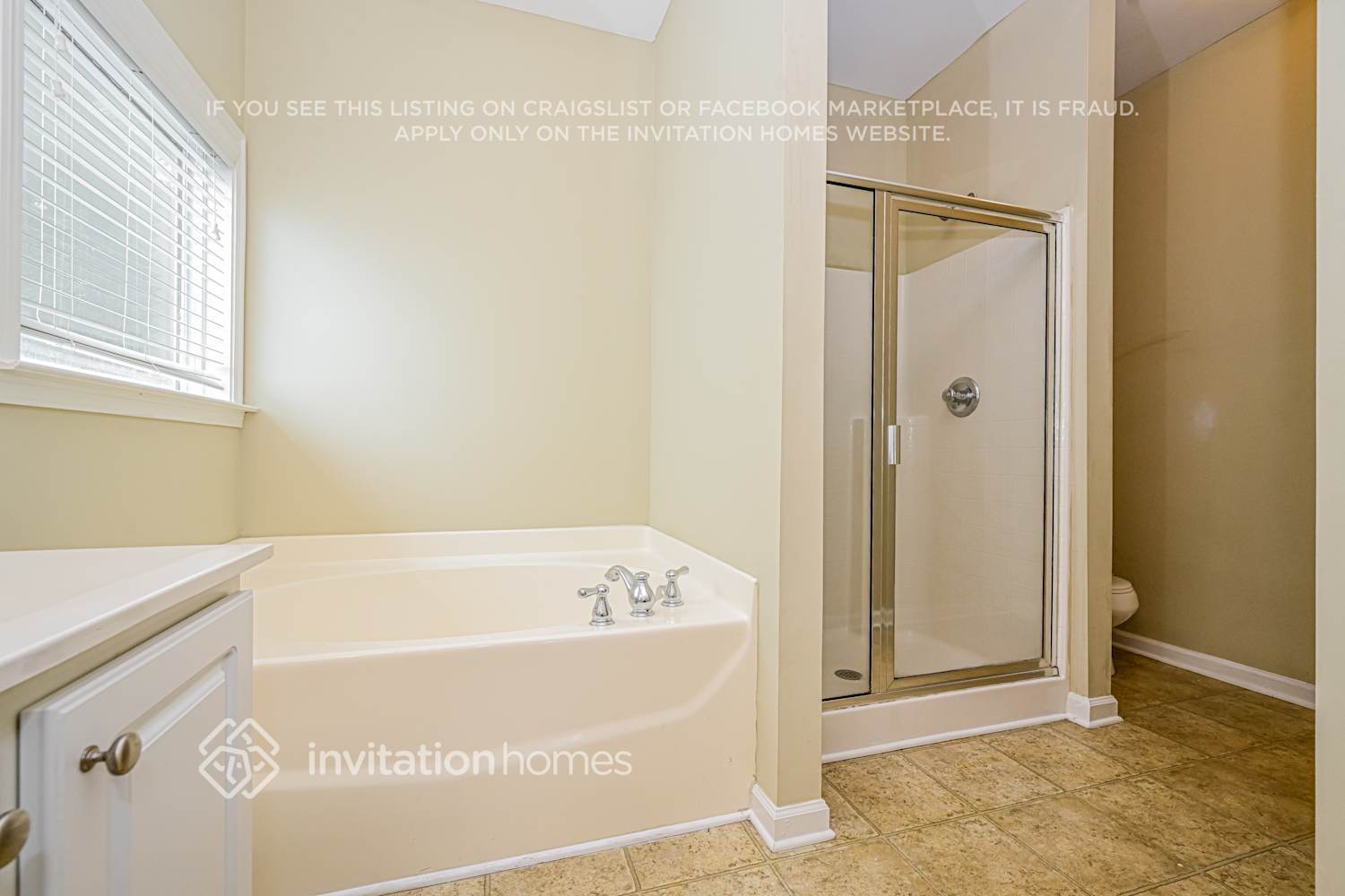 Building Photo - 9103 Valleyview Ct