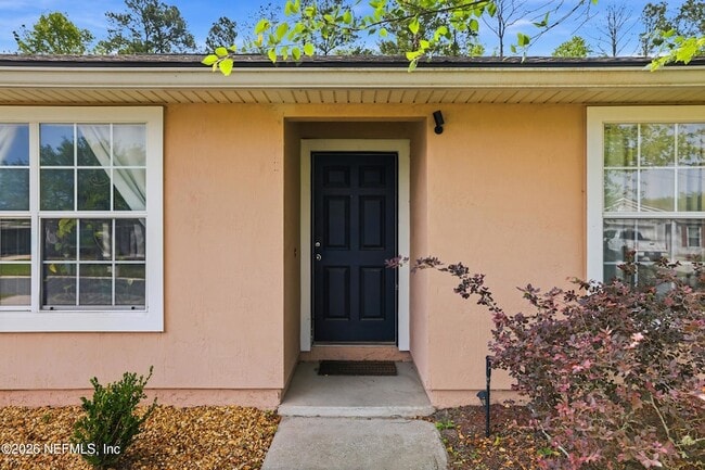 Building Photo - 45084 Ingleham Cir