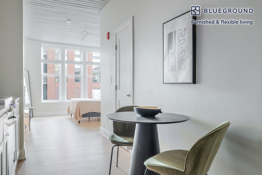 Building Photo - 44 Bromfield St