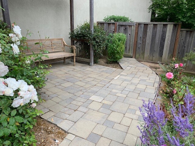 patio and pergola backyard - 6415 Snake Rd