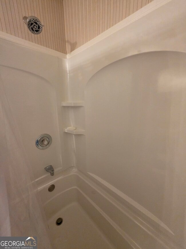 Building Photo - 520 Cornwallis Way