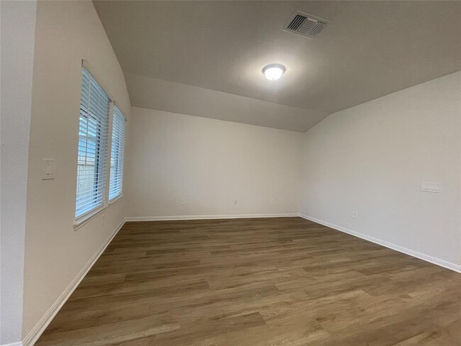 Building Photo - 4905 Stockton Ln