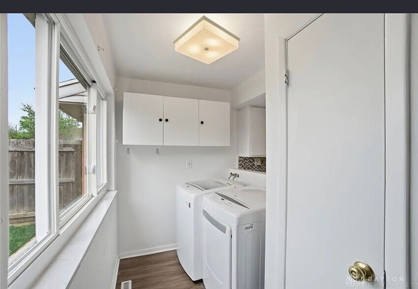 Building Photo - 4360 Wallington Dr