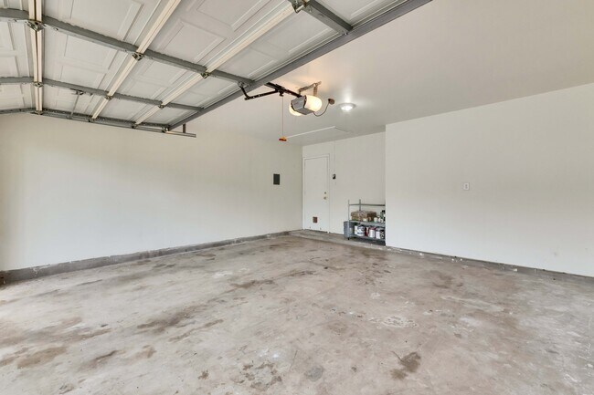 Building Photo - 5403 Porsche Ln