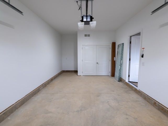 Building Photo - 1677 S Baltimore Ave