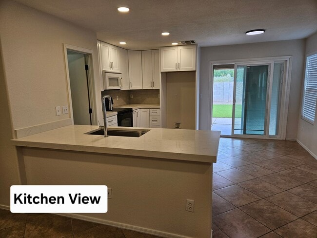 Building Photo - Mirador Estates (Lindsay & Warner) 3 bed 2 bath single level