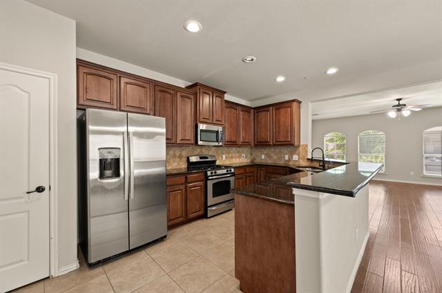 Building Photo - 4261 Comanche Dr