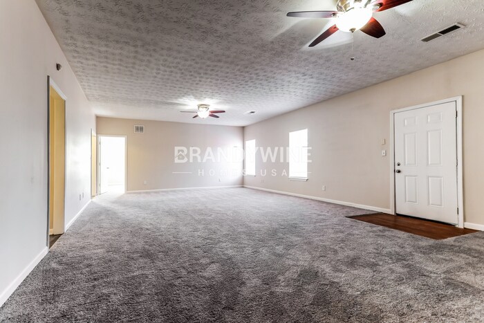 Building Photo - 1418 Wilkes Ive Dr