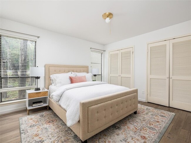 Building Photo - 1821 Westlake Dr