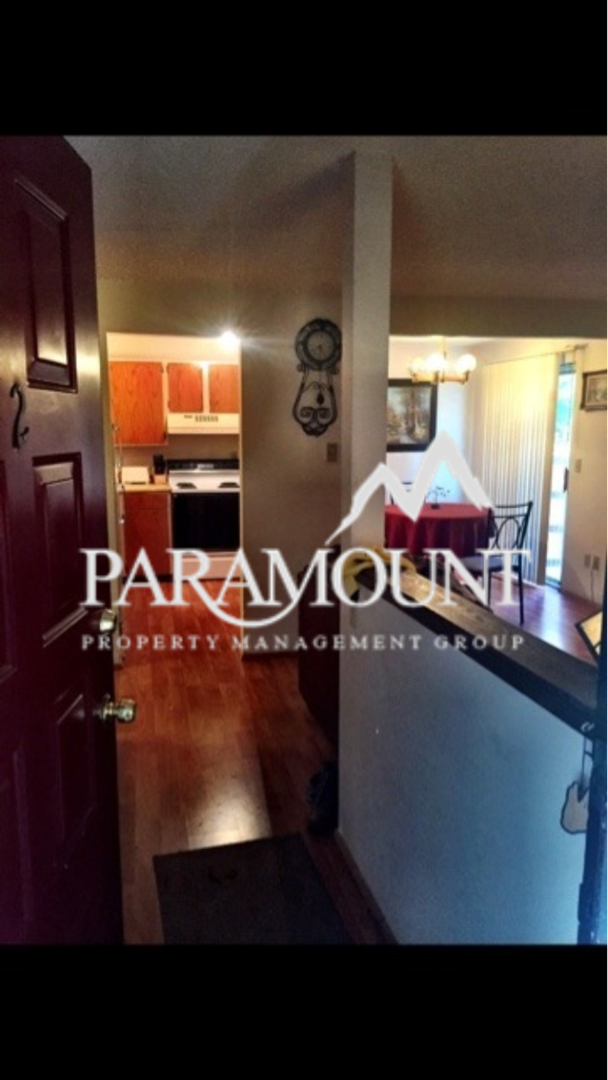 Building Photo - 2 Bed Fox Island Apartment