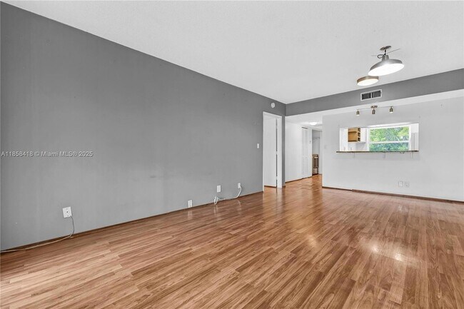Building Photo - 11160 W Sample Rd