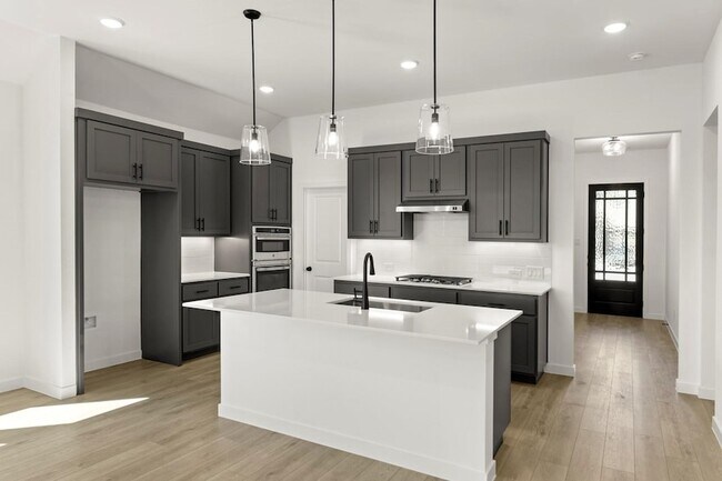 Building Photo - 4303 Crossvine Ln