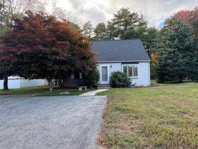 Building Photo - Private Home | 3 Bedroom 2 Bathroom | Huge...
