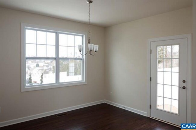 Building Photo - 2410 Winthrop Dr