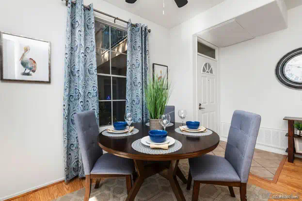 Dining Area - 8690 New Salem St
