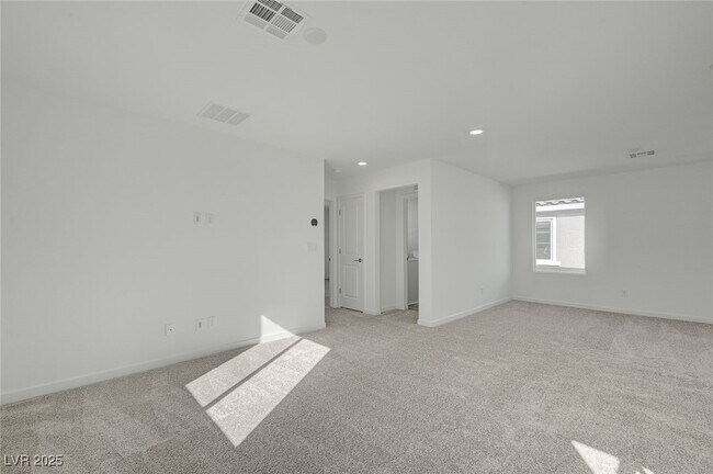 Building Photo - 8484 W Agate Ave