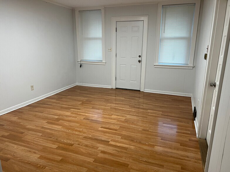 Building Photo - 22 Platt St