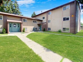 Building Photo - 2420 36th St SW