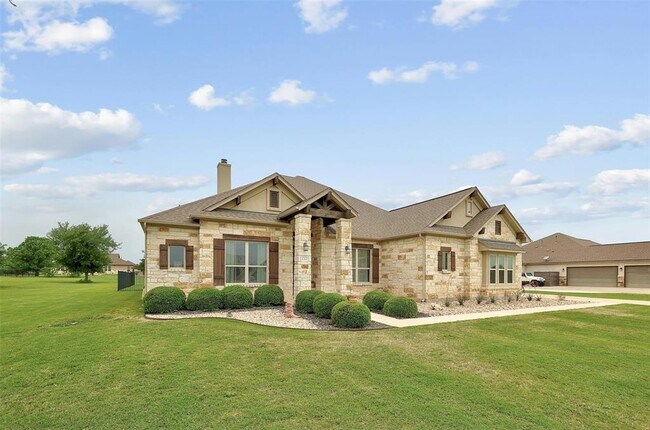 Building Photo - 120 Camp Verde Dr