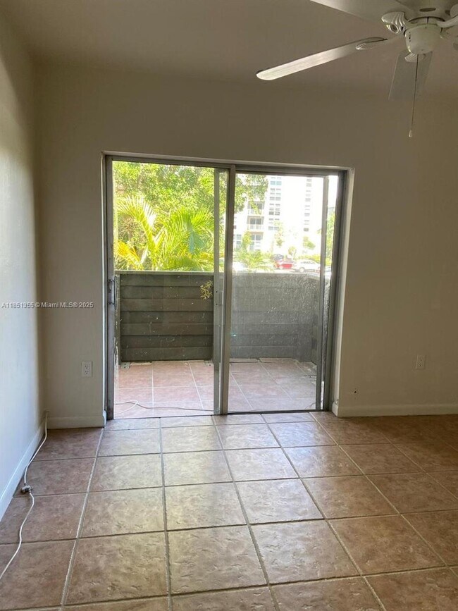 Building Photo - 8335 SW 72nd Ave