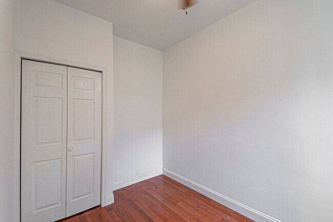 Building Photo - 1836 S 10th St