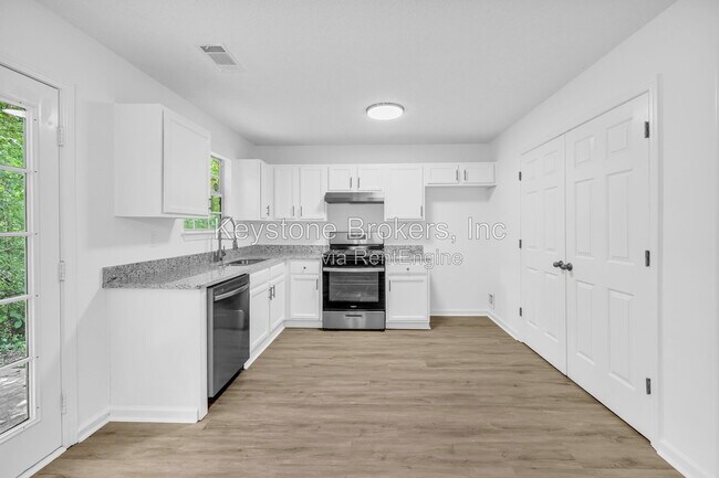 Building Photo - 4084 Waldrop Hills Dr