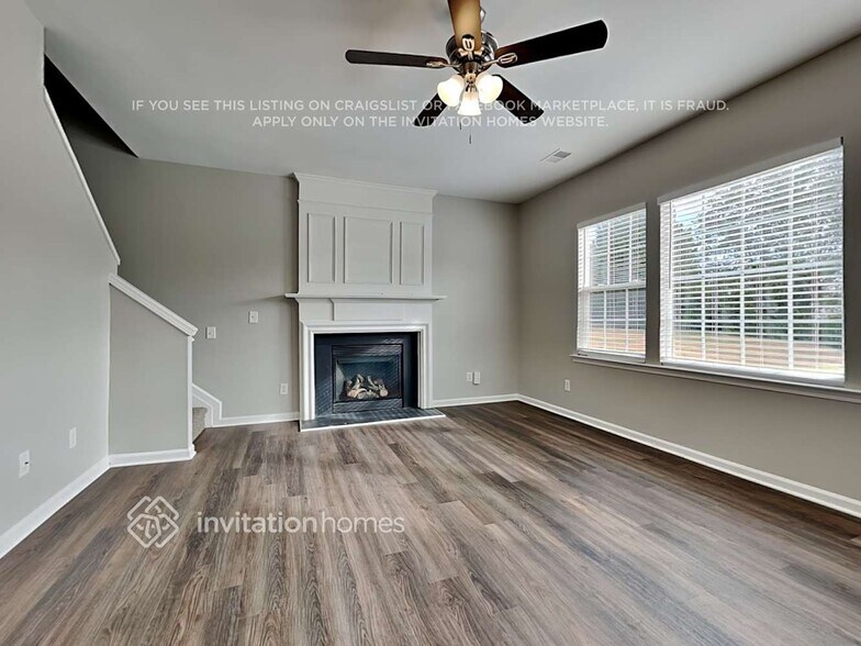 Building Photo - 11027 Holm Oak Pl