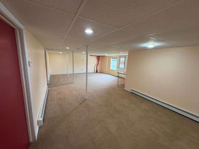 Building Photo - 631 W Crestline Dr