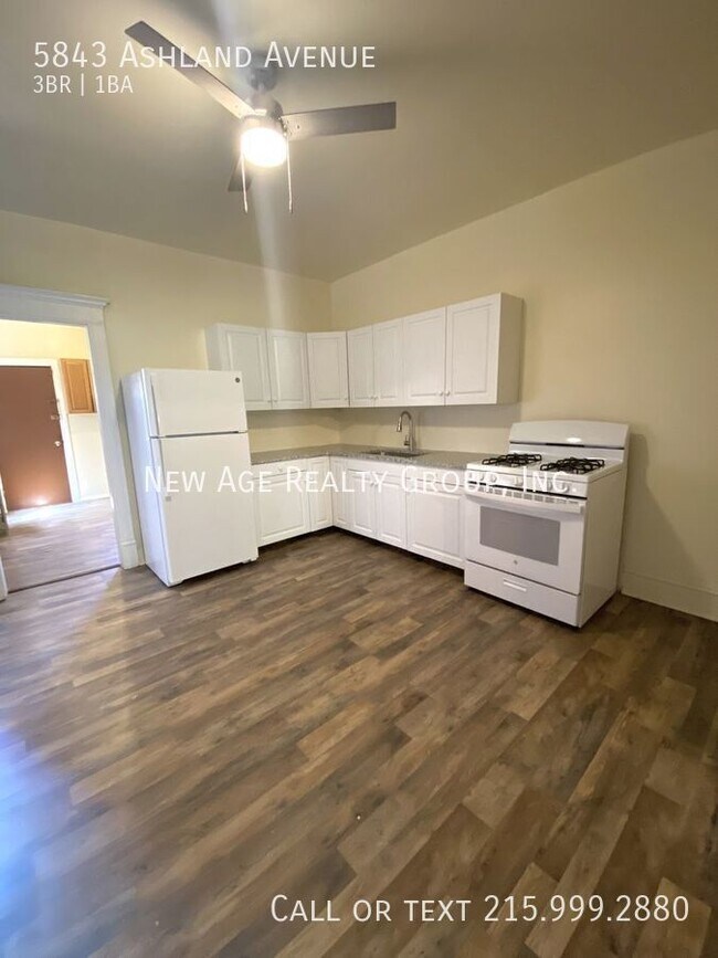 Building Photo - 5843 Ashland Ave