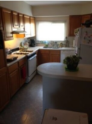 Kitchen - 1510 N Harlem Ave