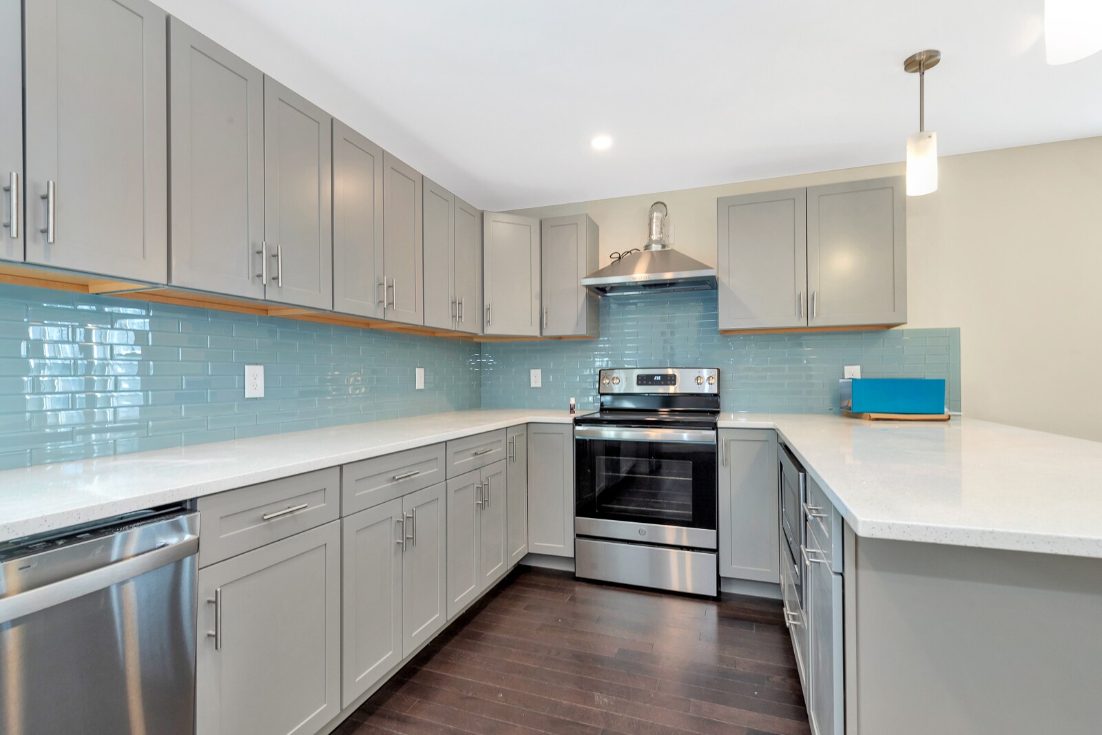 Building Photo - 43 Wright Ave