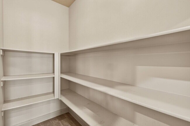Building Photo - 2665 E 3630 S