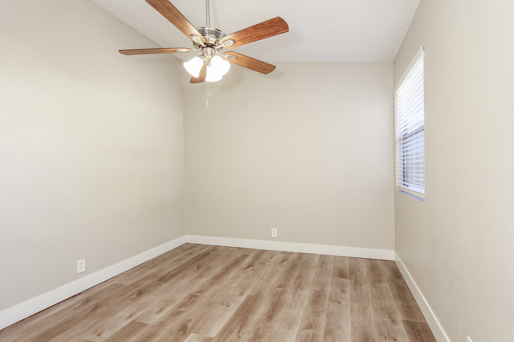 Building Photo - 3814 W Marconi Ave