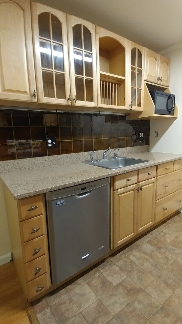 Building Photo - Unique FREESTANDING 2 Bed/ 1.5 Bath Townhome in Mountain View