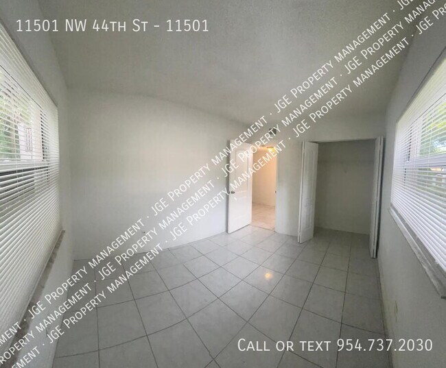 Building Photo - 11501 NW 44th St