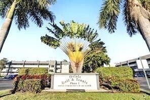 Building Photo - 7897 Golf Cir Dr